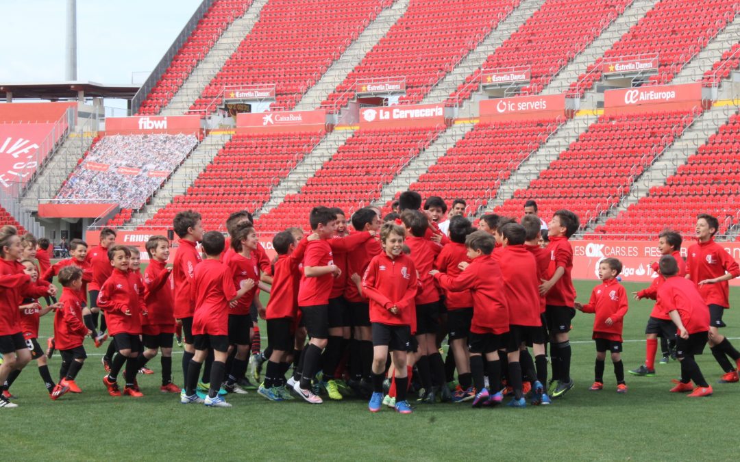 Inscripció oberta per al Campus de Setmana Santa 100 vs 11