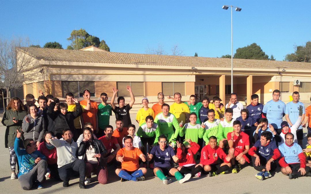 Social League (primera volta)